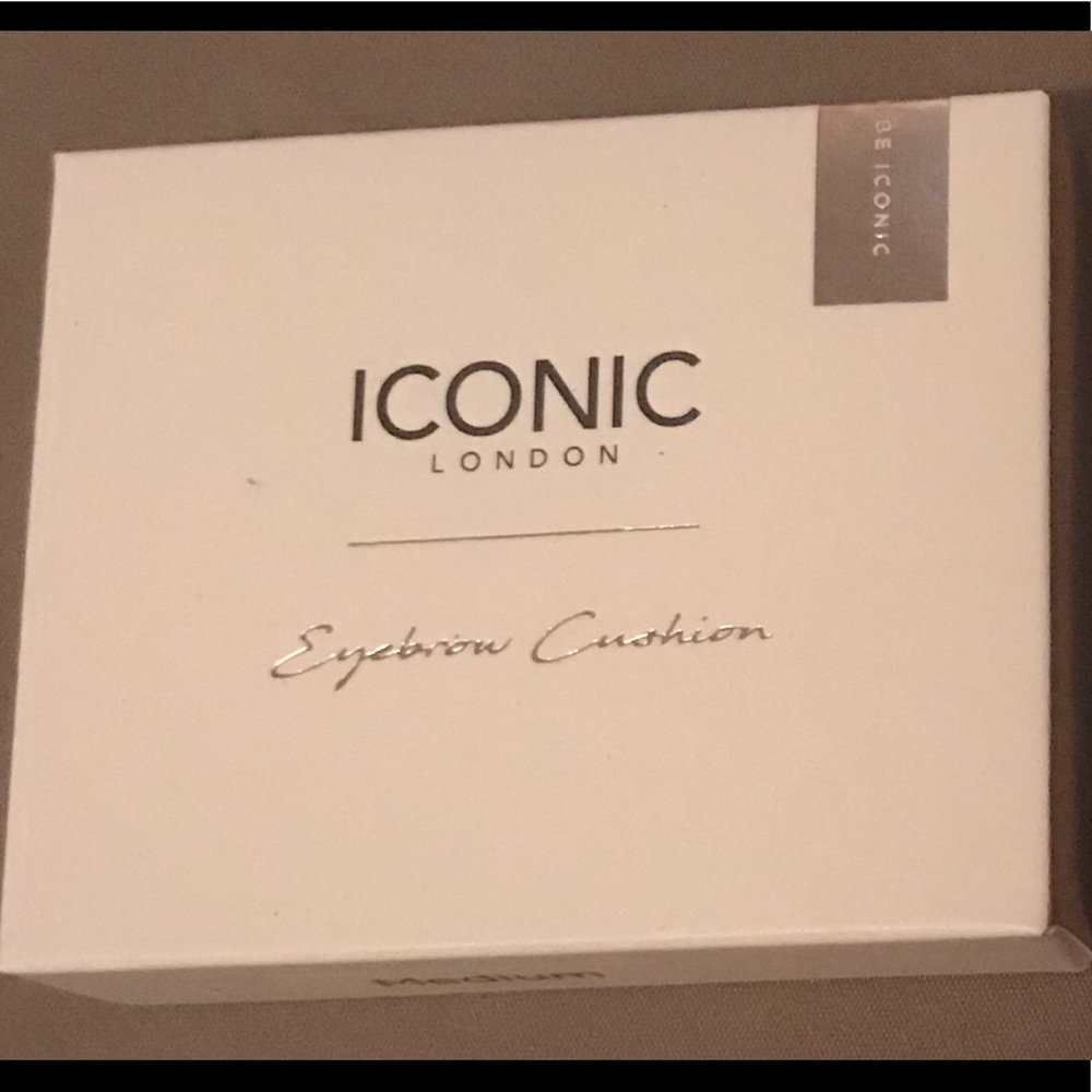 Iconic eyebrow cushion